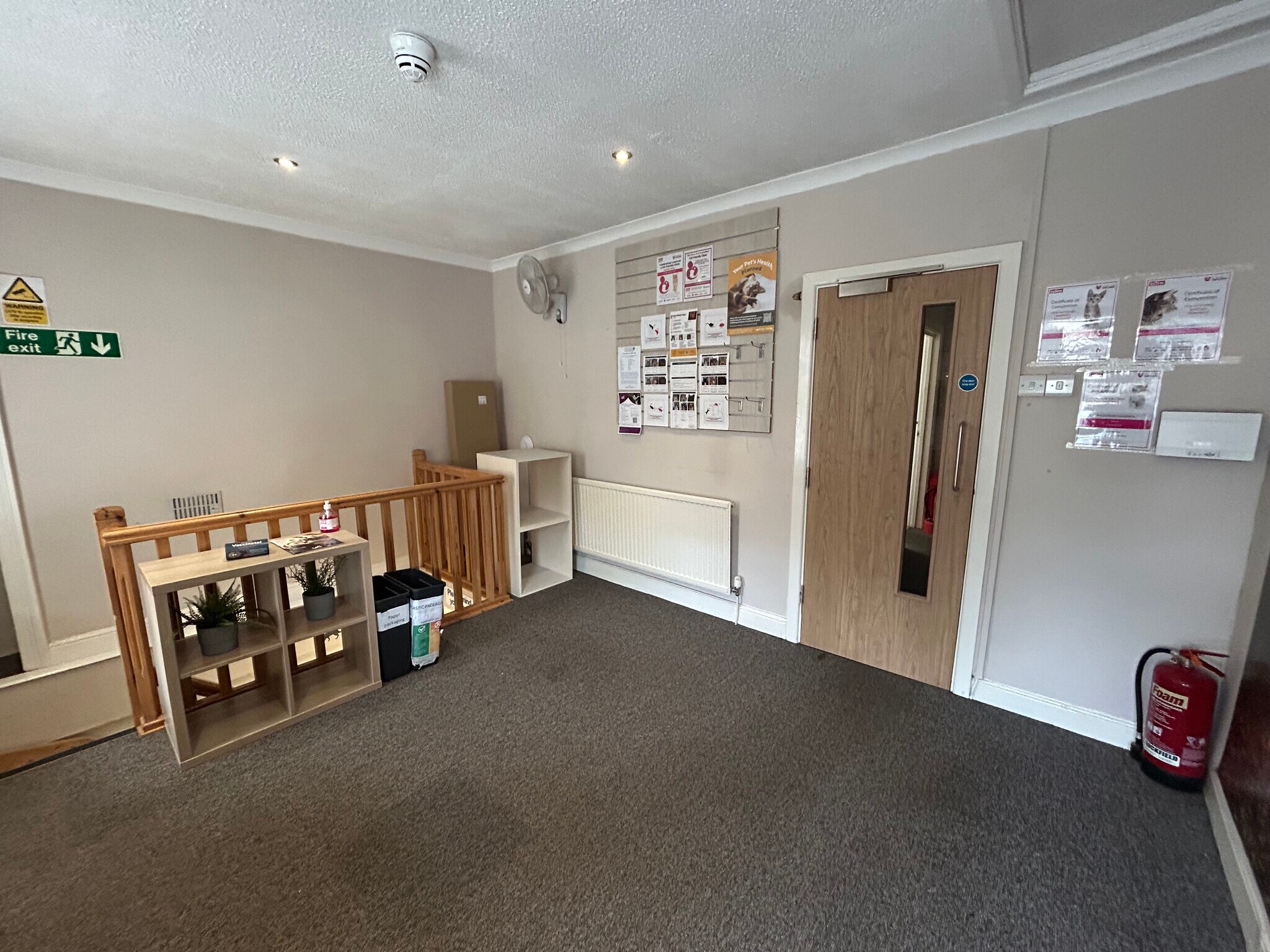 11 Market St, Caerphilly to rent Interior Photo- Image 1 of 5
