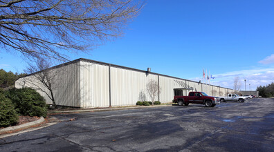 801 Fieldcrest Rd, Eden, NC for rent Building Photo- Image 1 of 18