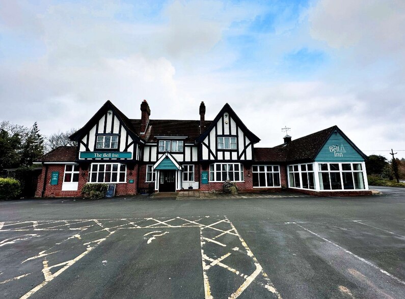 Weyhill Rd, Weyhill for sale - Primary Photo - Image 1 of 1