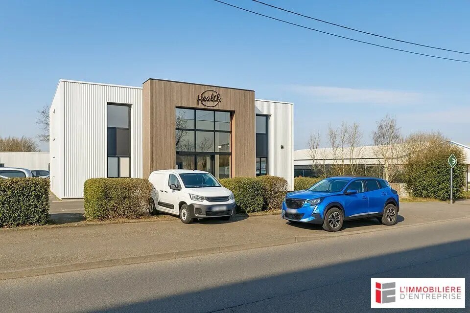 Vente Bureaux 280 m² - Photo 1