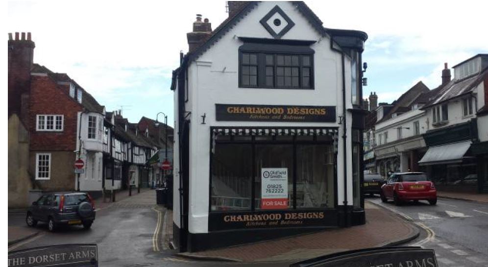 12 Middle Row, East Grinstead to rent Primary Photo- Image 1 of 2