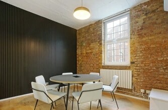 1-2 Silex St, London to rent Interior Photo- Image 1 of 7