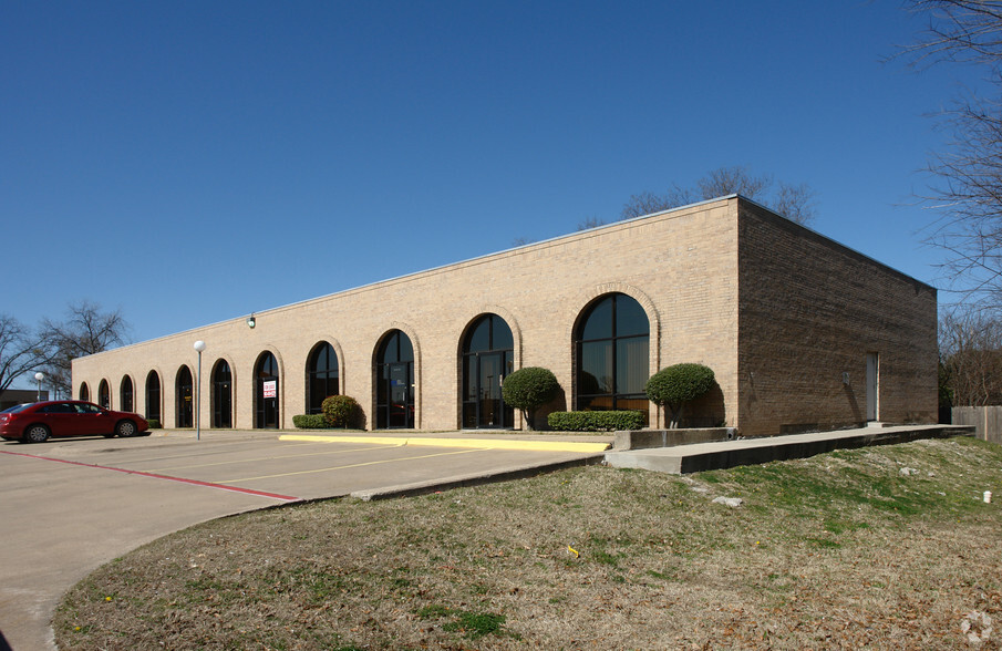 2608 Eastland St, Greenville, TX for rent - Building Photo - Image 3 of 3