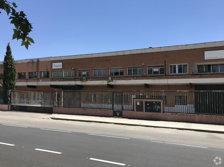 Industrial in Torrejón de Ardoz, Madrid to rent - Building Photo - Image 2 of 2