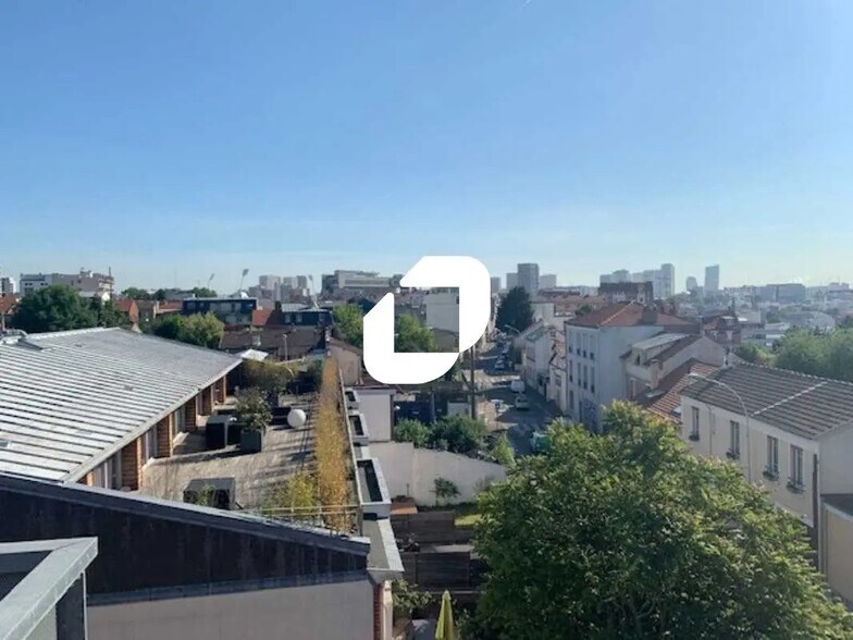 Office in Gentilly to rent - Aerial - Image 3 of 32