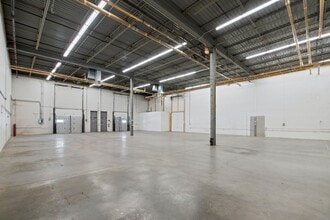 771-783 NE Harding St, Minneapolis, MN to rent Interior Photo- Image 2 of 6