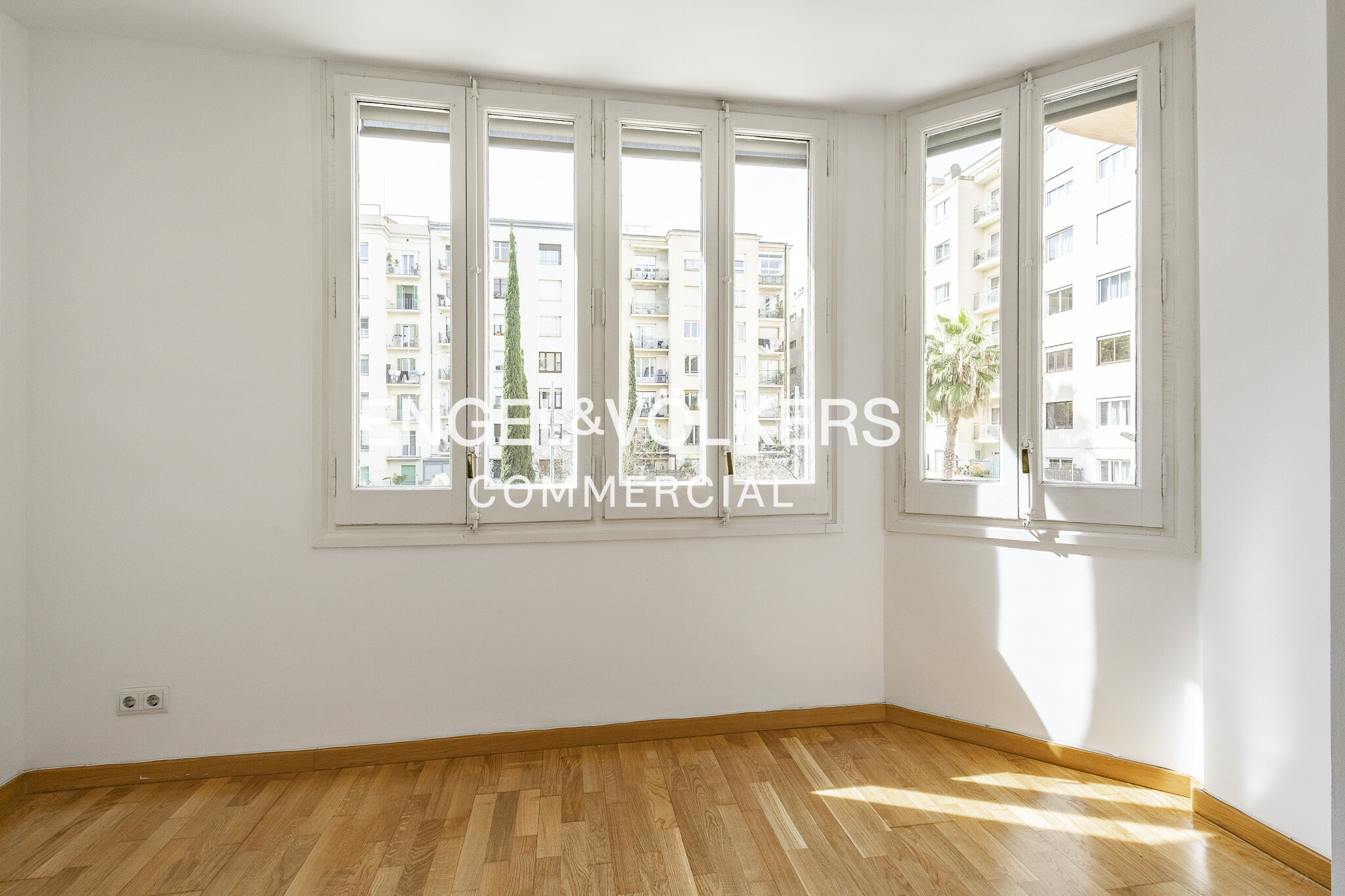 Office in Barcelona, Barcelona to rent Interior Photo- Image 1 of 29