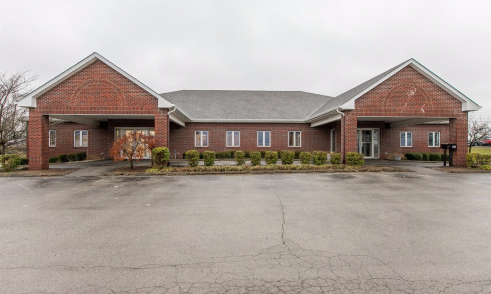 505 Shoppers Dr, Winchester, KY for sale - Building Photo - Image 1 of 1