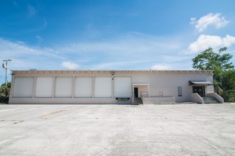 2949 2nd Ave N, Palm Springs, FL for rent Building Photo- Image 1 of 32