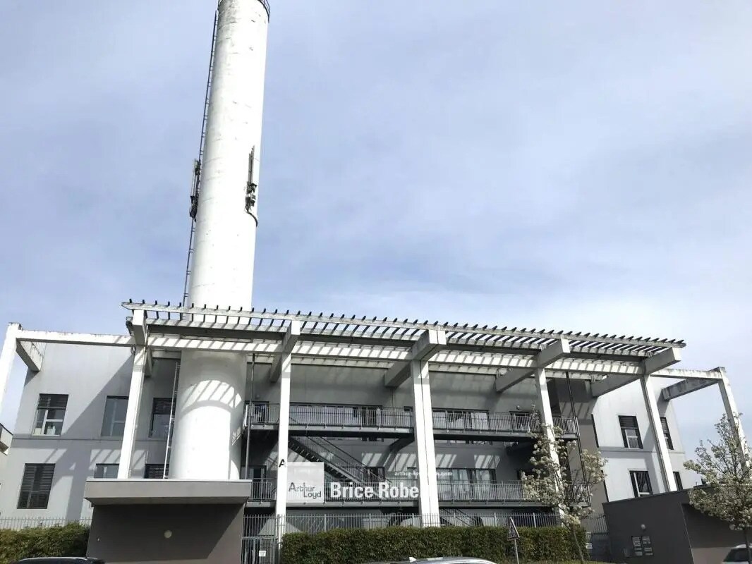 555 Chemin Du Bois, Rillieux-la-Pape to rent Primary Photo- Image 1 of 8