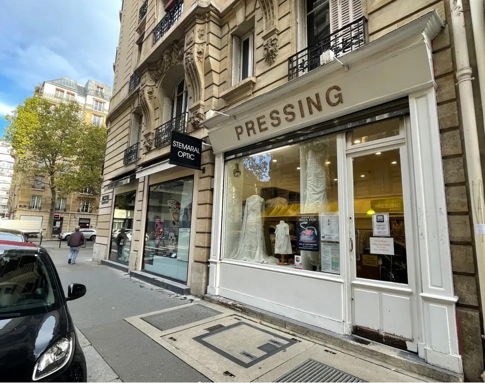 Location Commerce 35 m² - Photo 1