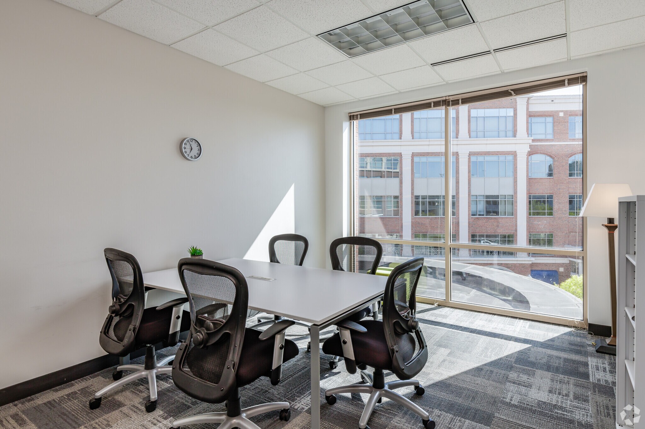 11815 Fountain Way, Newport News, VA to rent Interior Photo- Image 1 of 2