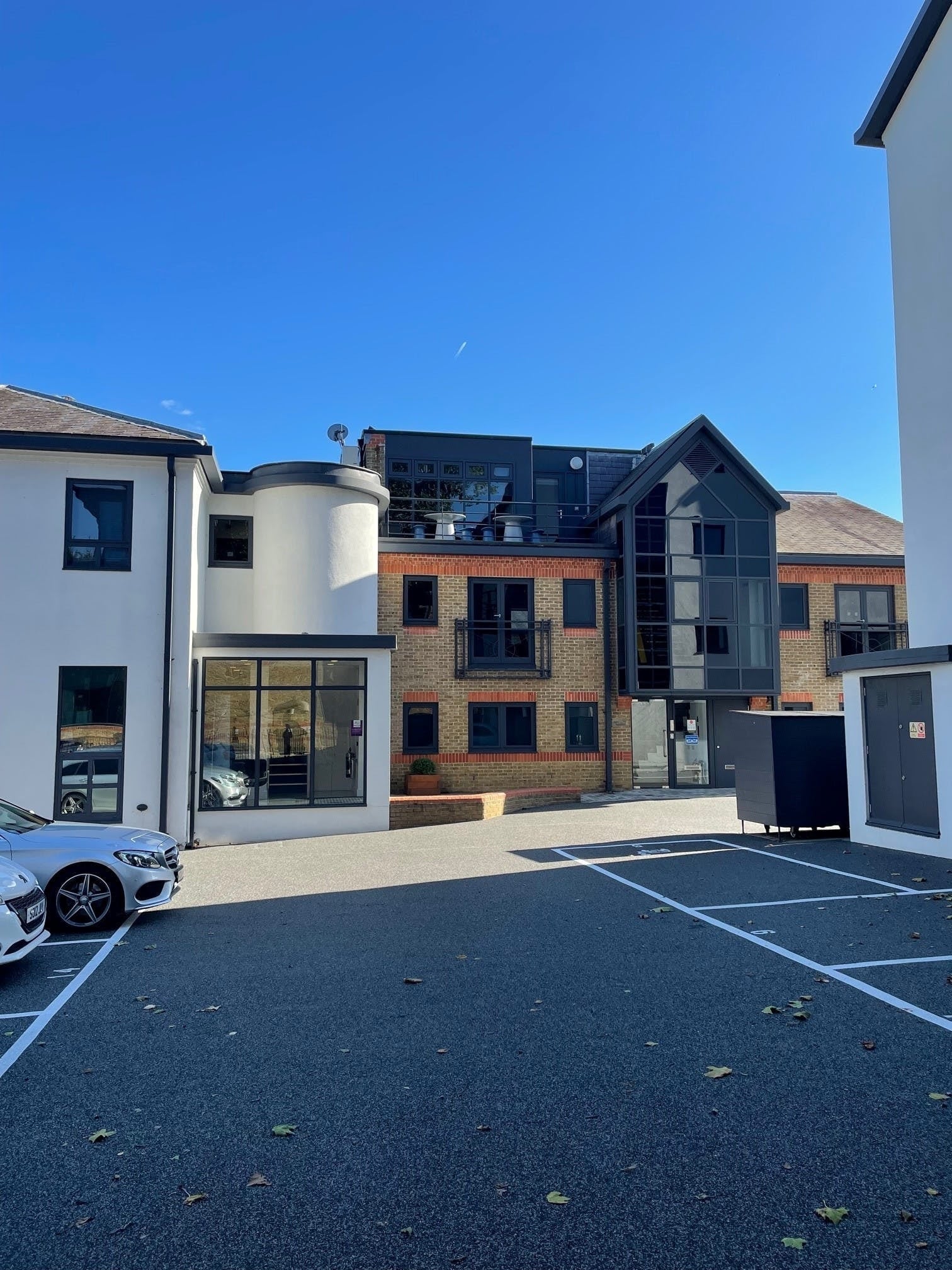 Kingsbury Crescent, Staines for sale Building Photo- Image 1 of 1