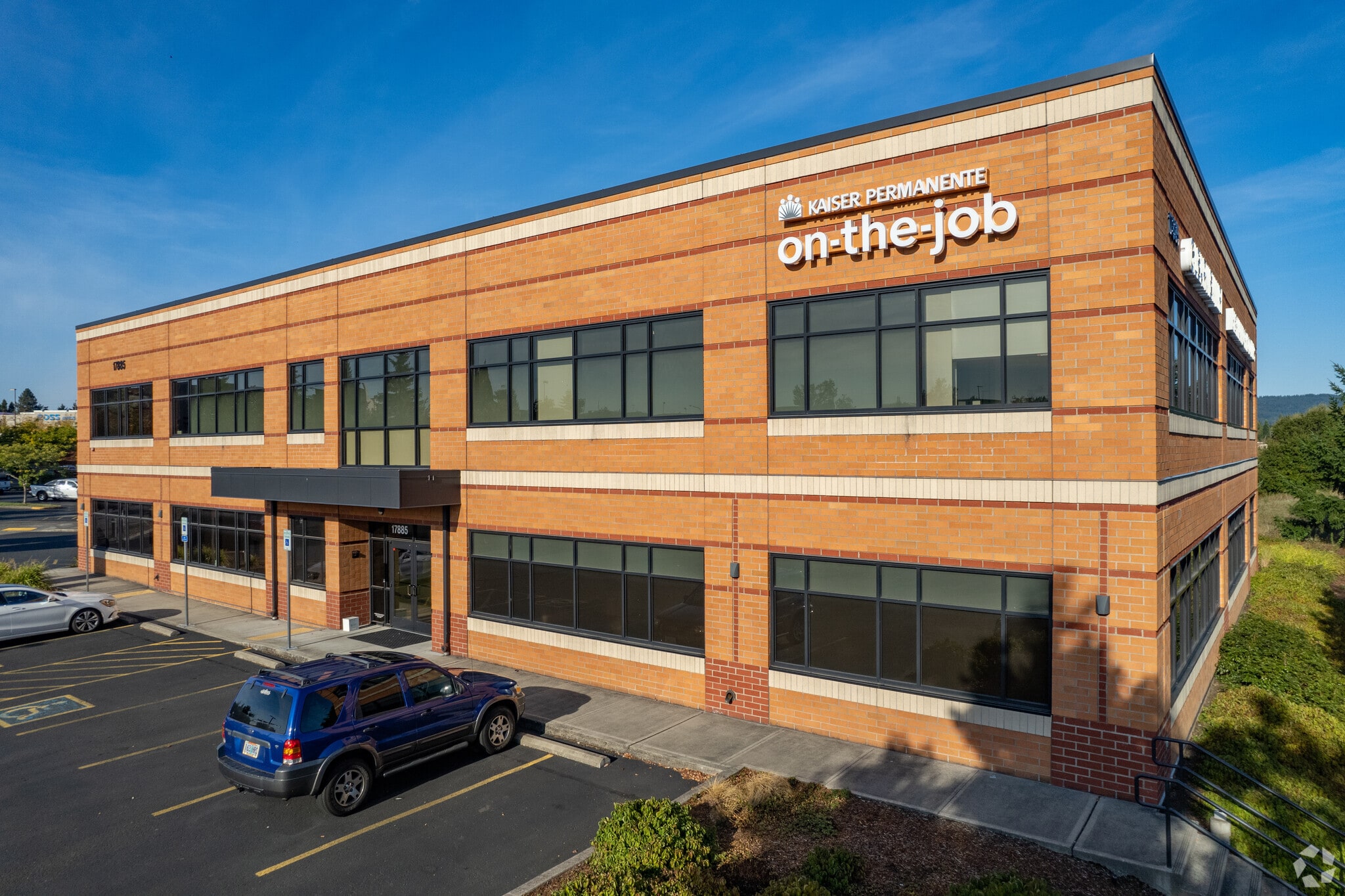 17885 NW Evergreen Pky, Beaverton, OR to rent Building Photo- Image 1 of 5