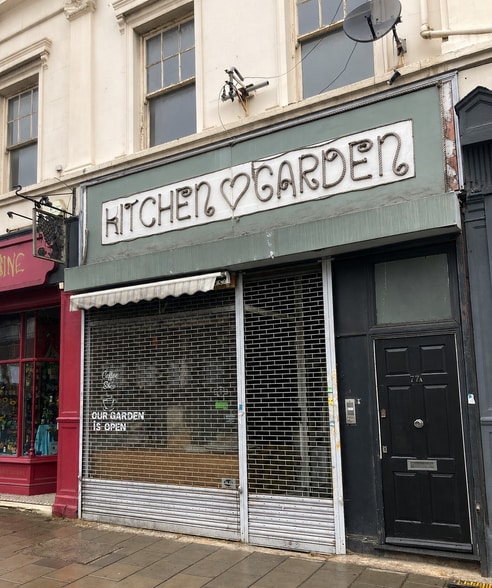 77-77A Trafalgar Rd, London to rent - Building Photo - Image 2 of 9