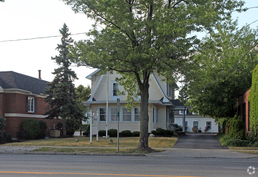 5684 Main St, Williamsville, NY for sale - Building Photo - Image 2 of 18