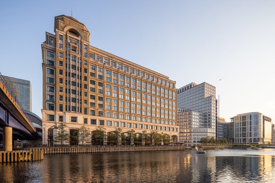 10 Cabot Sq, London to rent - Building Photo - Image 2 of 19