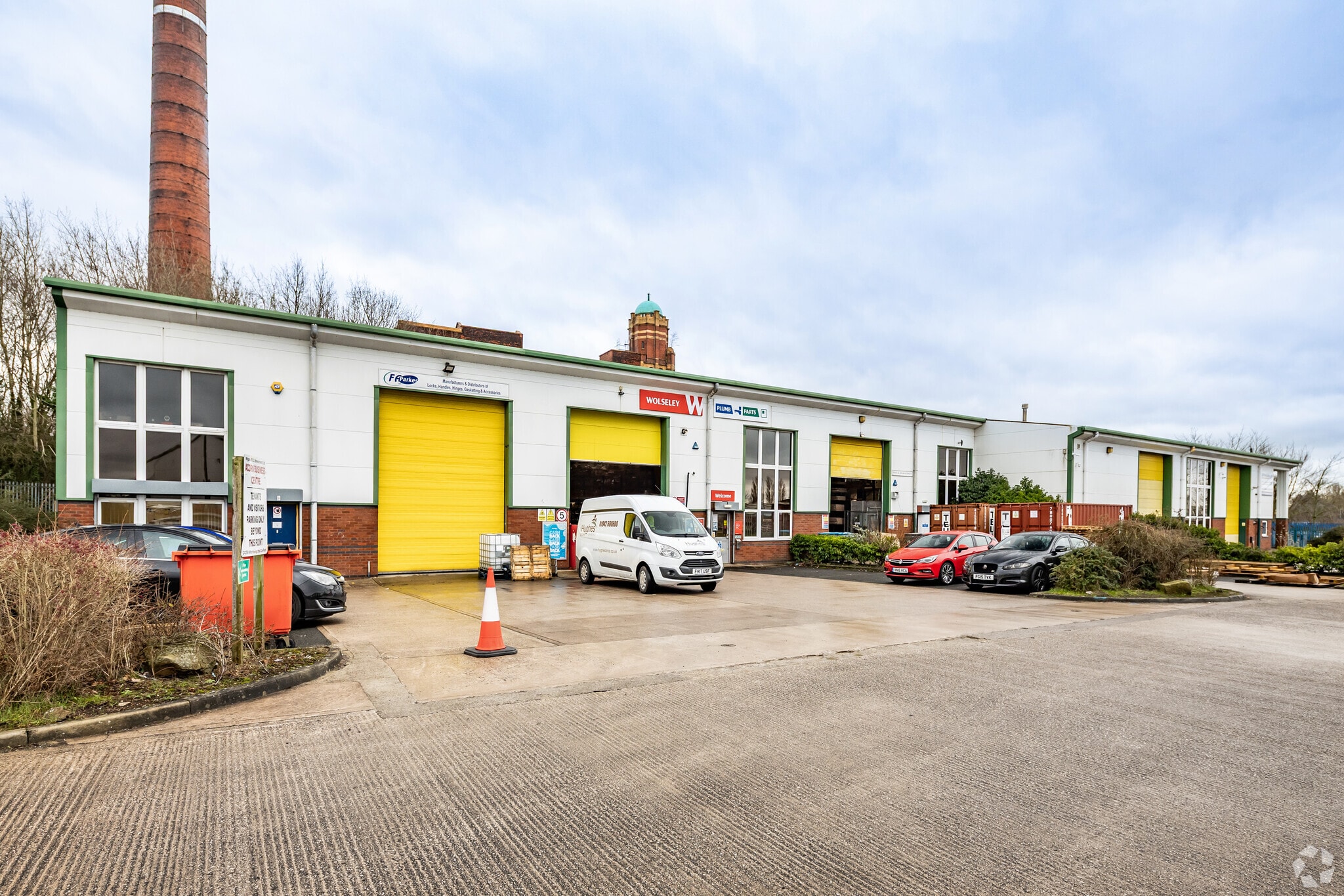 Butts St, Leigh to rent Primary Photo- Image 1 of 3