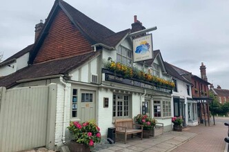 High St, Chalfont St Giles for rent Building Photo- Image 1 of 2