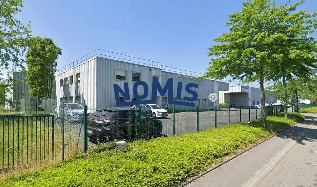 Light Industrial in Saint-Herblain to rent Building Photo- Image 1 of 5