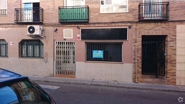 Calle Illescas, 28, Yuncos, TOL 45210 - Unit Puerta 02, Esc. 1 -  - Interior Photo - Image 1 of 9