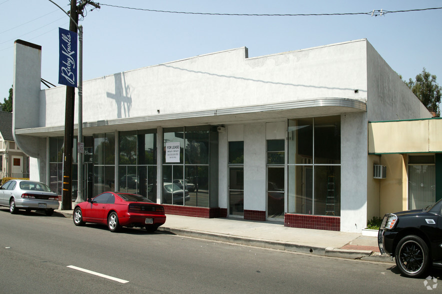 3923-3925 Long Beach Blvd, Long Beach, CA for rent - Building Photo - Image 2 of 5