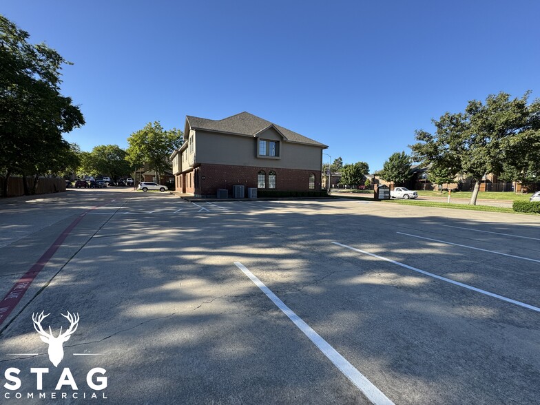 701 Carroll Blvd, Denton, TX for rent - Building Photo - Image 3 of 14