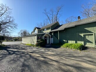 More details for 142 Main St N, Southbury, CT - Retail for Sale