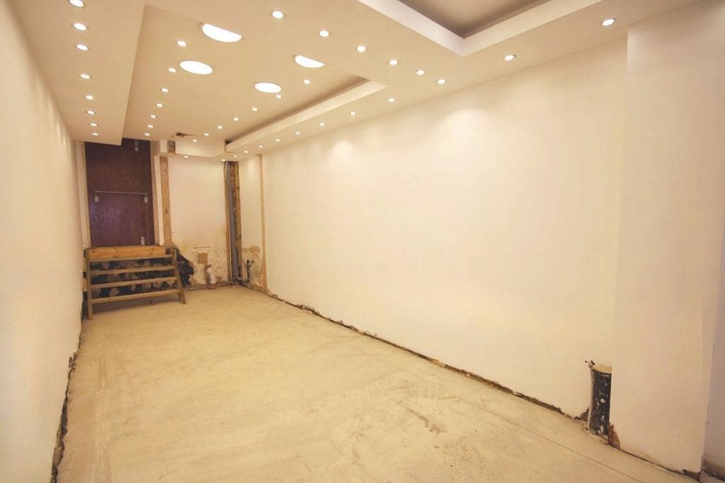 242 Ealing Rd, Wembley for sale Interior Photo- Image 1 of 1