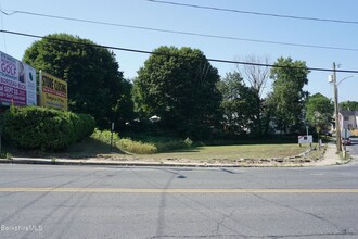 Burbank St, Pittsfield, MA for sale Building Photo- Image 1 of 8