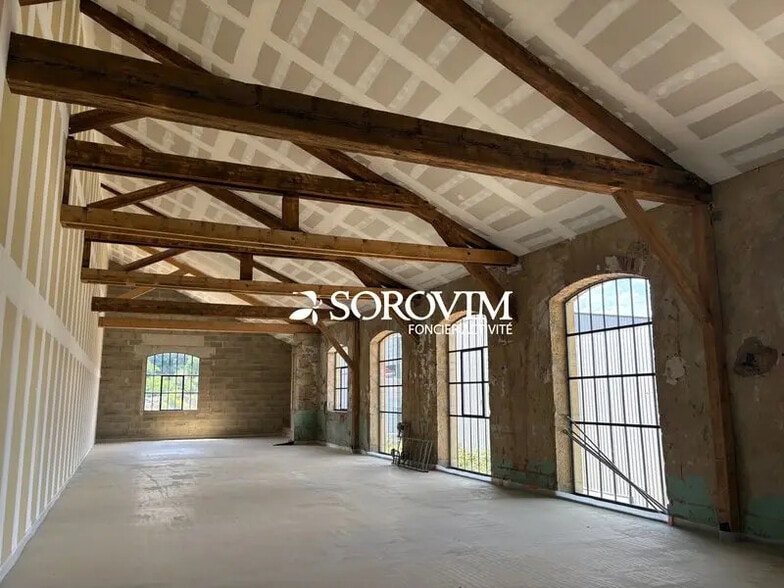 7 Rue Des Alliages, Chaponost for sale - Building Photo - Image 2 of 9