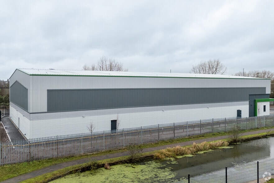 Reservoir Pl, Walsall to rent - Primary Photo - Image 2 of 3