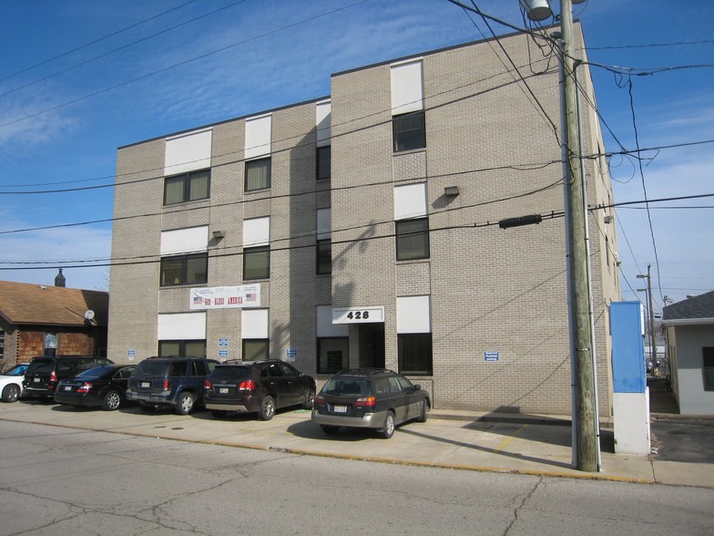 428 Division St, South Charleston, WV for sale - Building Photo - Image 1 of 1