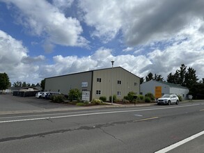 1400 SE Township Rd, Canby, OR for sale Building Photo- Image 1 of 1