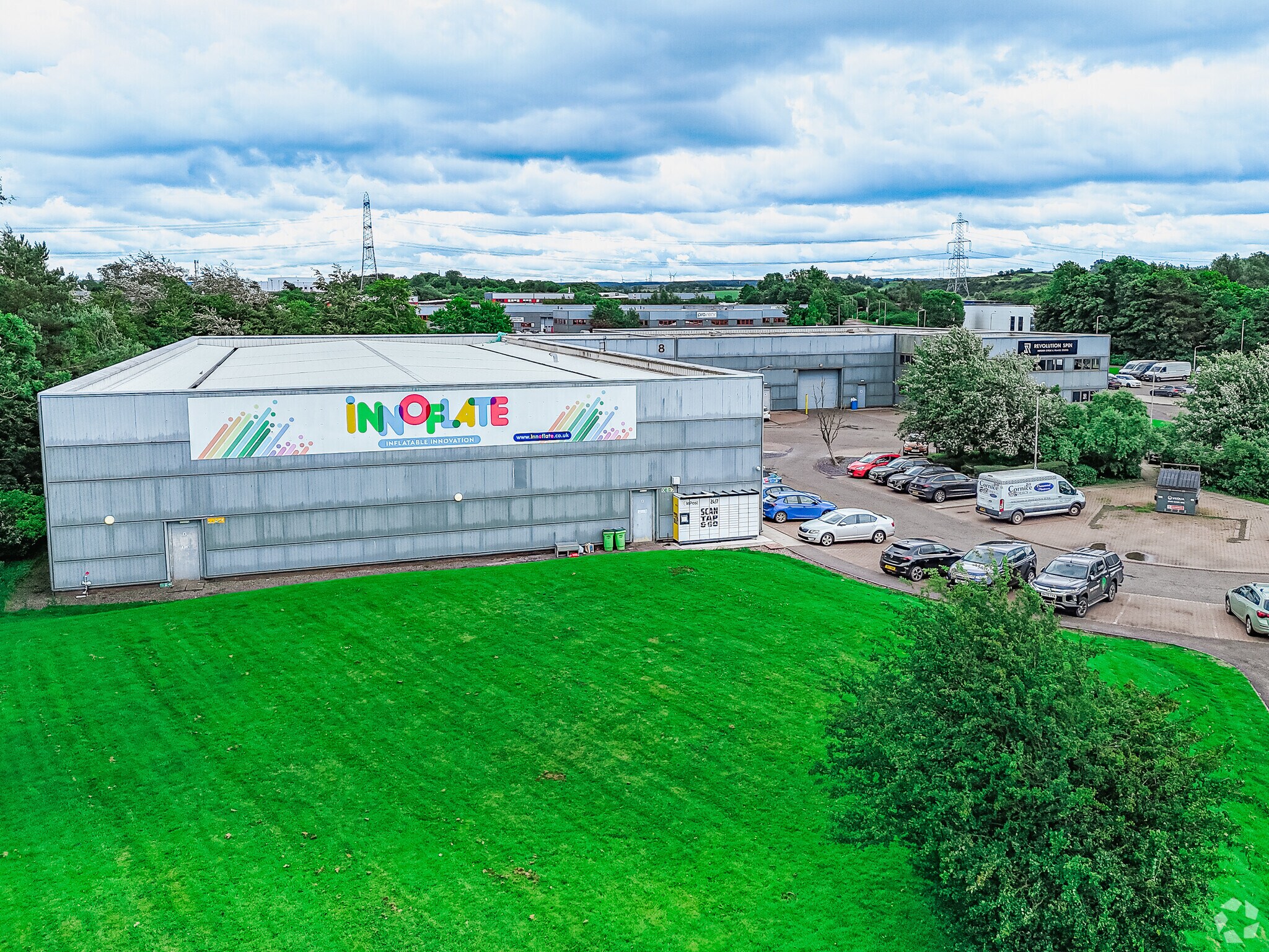 6-10 Badenheath Pl, Cumbernauld for sale Primary Photo- Image 1 of 1