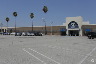 150 Carousel Mall, San Bernardino, CA for sale Primary Photo- Image 1 of 1