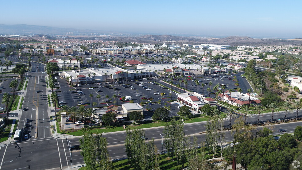 26682 Towne Center Dr, Foothill Ranch, CA for rent - Building Photo - Image 2 of 24