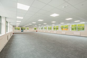 The Castle Business Park, Stirling to rent Interior Photo- Image 1 of 2