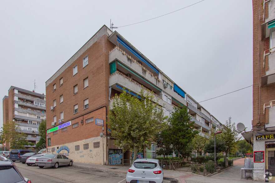 Calle Dinamarca, 8, Fuenlabrada, Madrid for sale - Primary Photo - Image 1 of 2