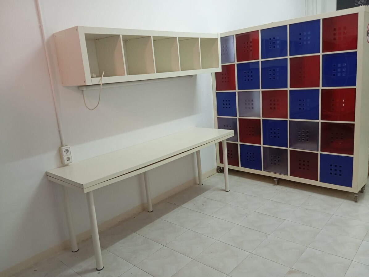 El Prat de Llobregat, BAR 08820 -  -  - Interior Photo - Image 1 of 2