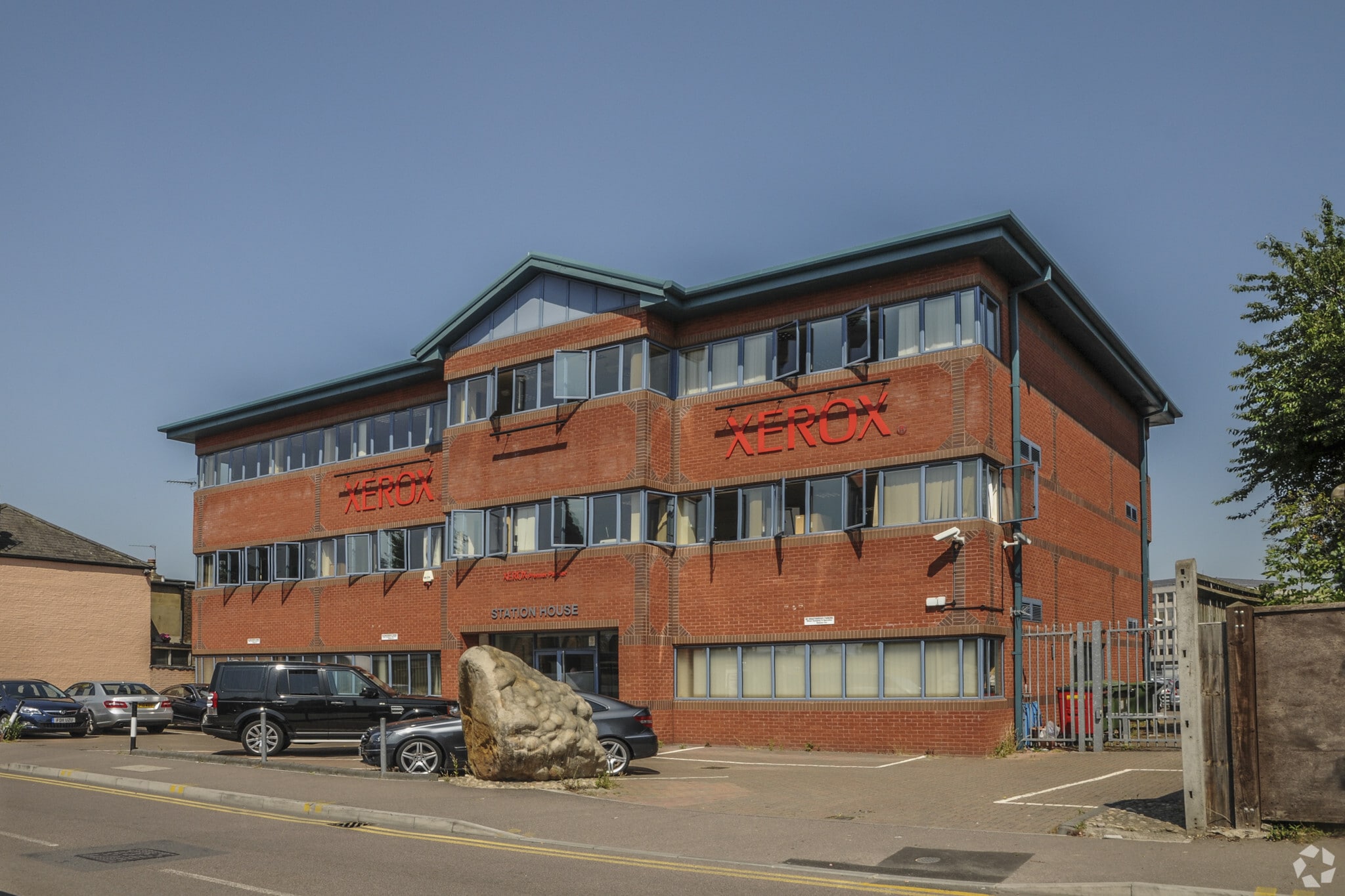 191-195 Windmill Ln, Cheshunt for sale Primary Photo- Image 1 of 4