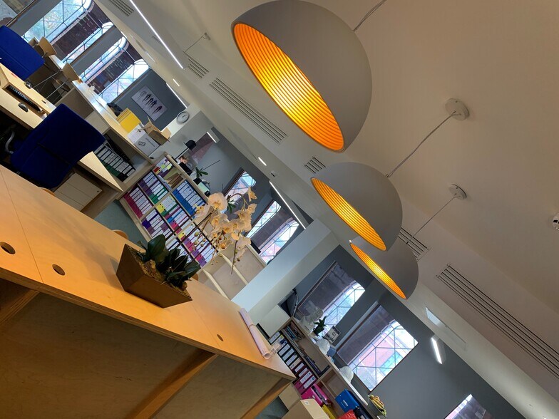 Stamford St, Ashton Under Lyne, OL6 7TP Ashton Old Baths UK