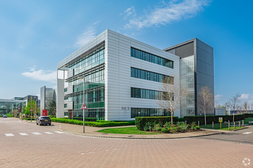 Parklands Ave, Holytown to rent - Building Photo - Image 2 of 2