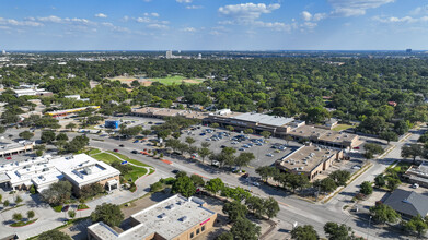 819 W Arapaho Rd, Richardson, TX for rent Building Photo- Image 1 of 5