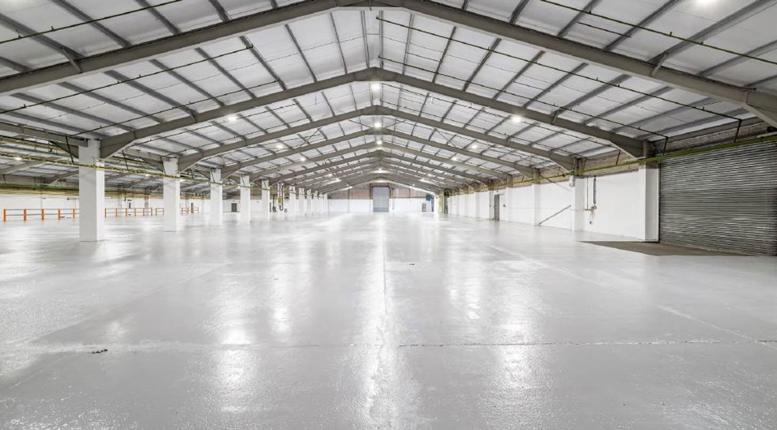 West Bank, Droitwich to rent Interior Photo- Image 1 of 4