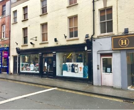 2-4 Clasketgate, Lincoln for sale Primary Photo- Image 1 of 1