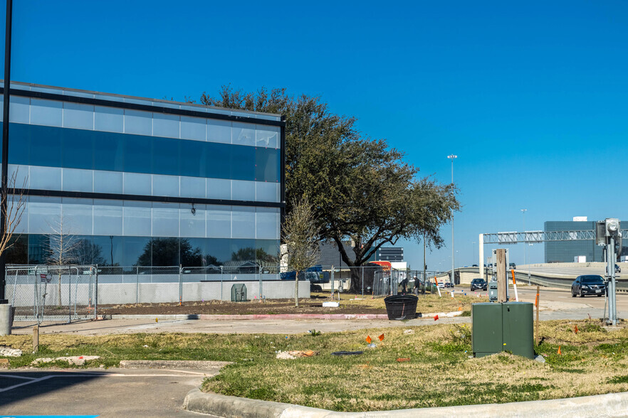 13141 Northwest Fwy, Houston, TX for sale - Primary Photo - Image 1 of 1