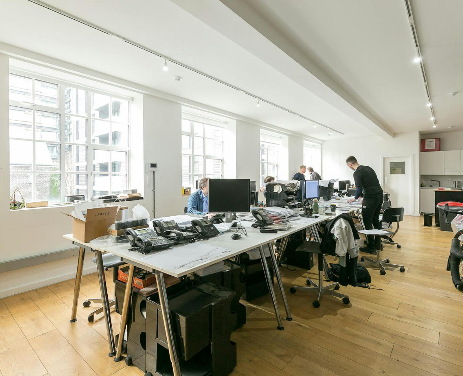 3 Plough Yard, London to rent Interior Photo- Image 1 of 4