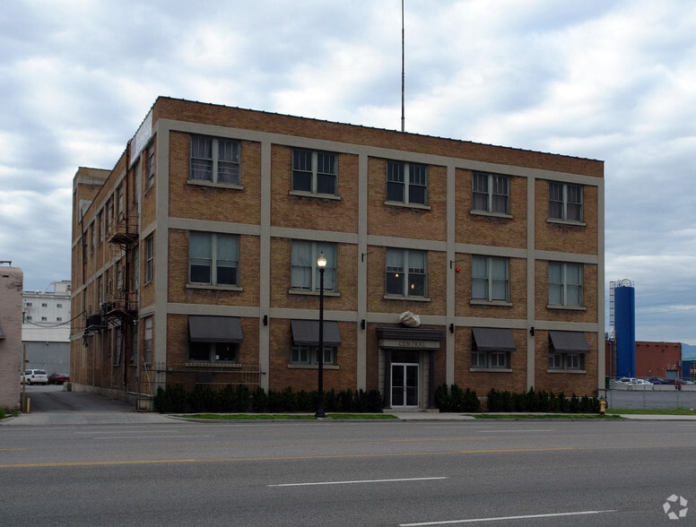 435 W 400 S, Salt Lake City 84101 UK