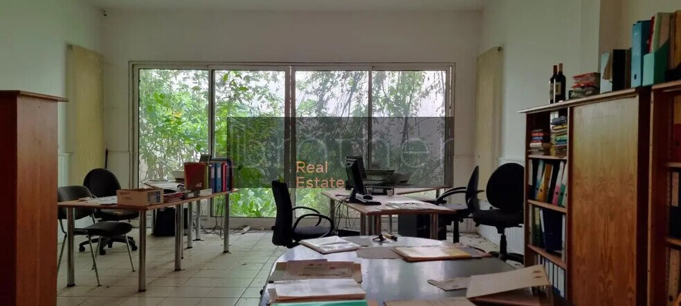 Office in Bordeaux to rent - Interior Photo - Image 1 of 5